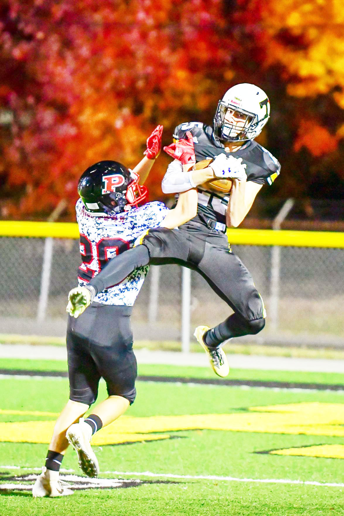 Clay Burgess catches a touchdown pass